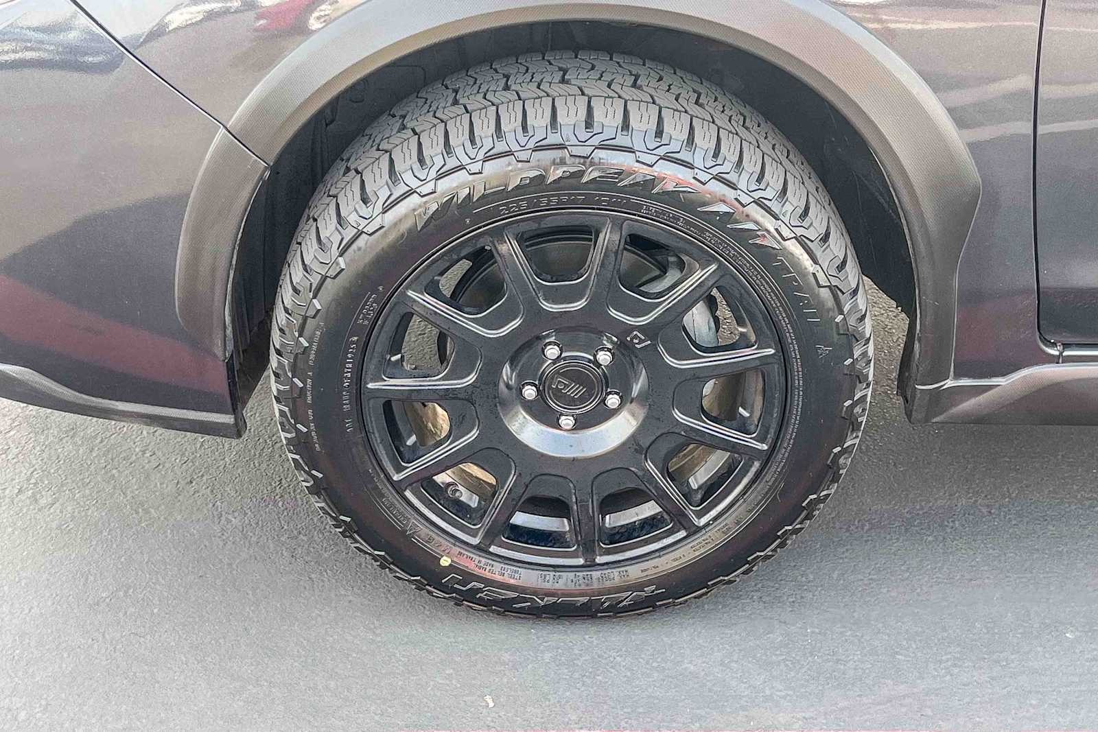 Thumbnail: 2016 Subaru Crosstrek - 9