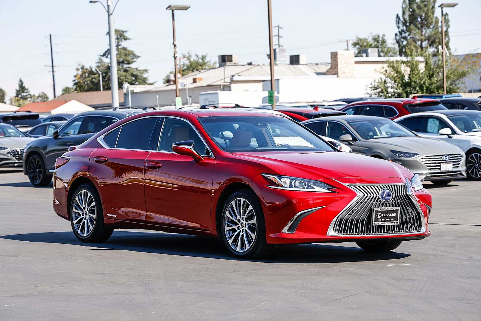 Thumbnail: 2019 Lexus ES - 5