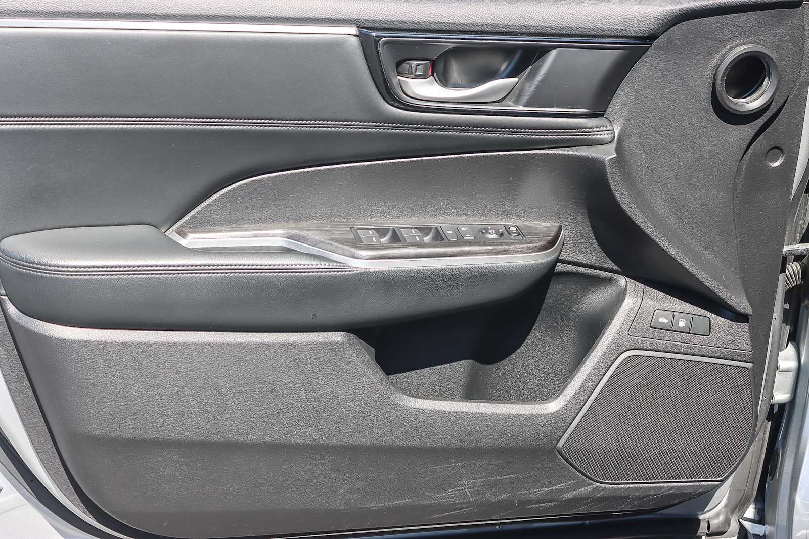 Thumbnail: 2018 Honda Clarity - 19