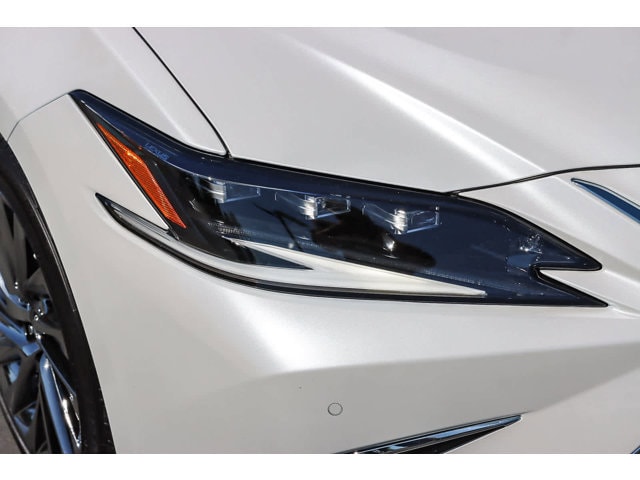 Thumbnail: 2025 Lexus ES - 7