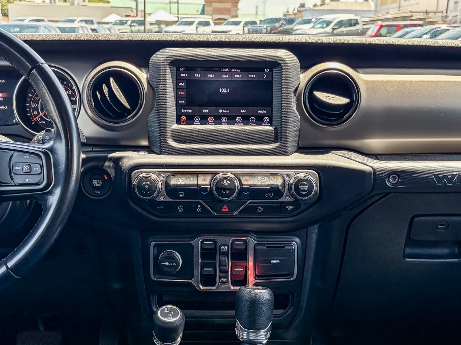 Thumbnail: 2021 Jeep Wrangler - 11