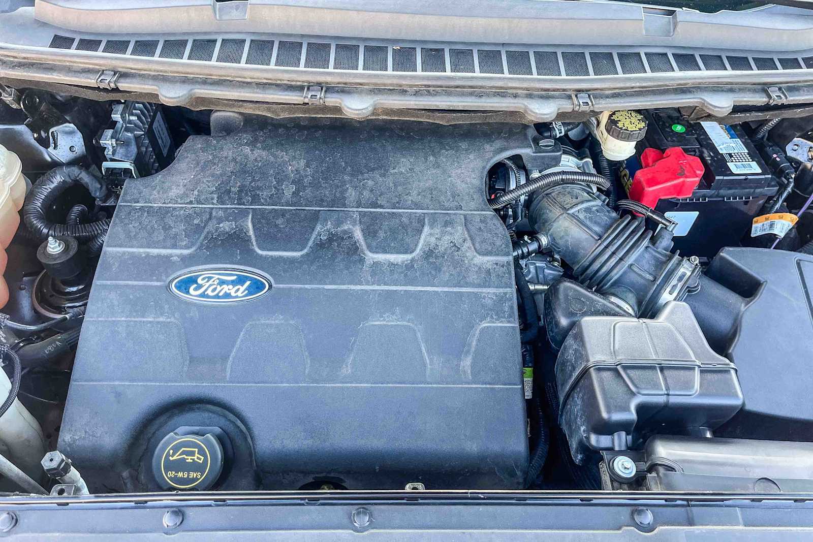 Thumbnail: 2015 Ford Edge - 26