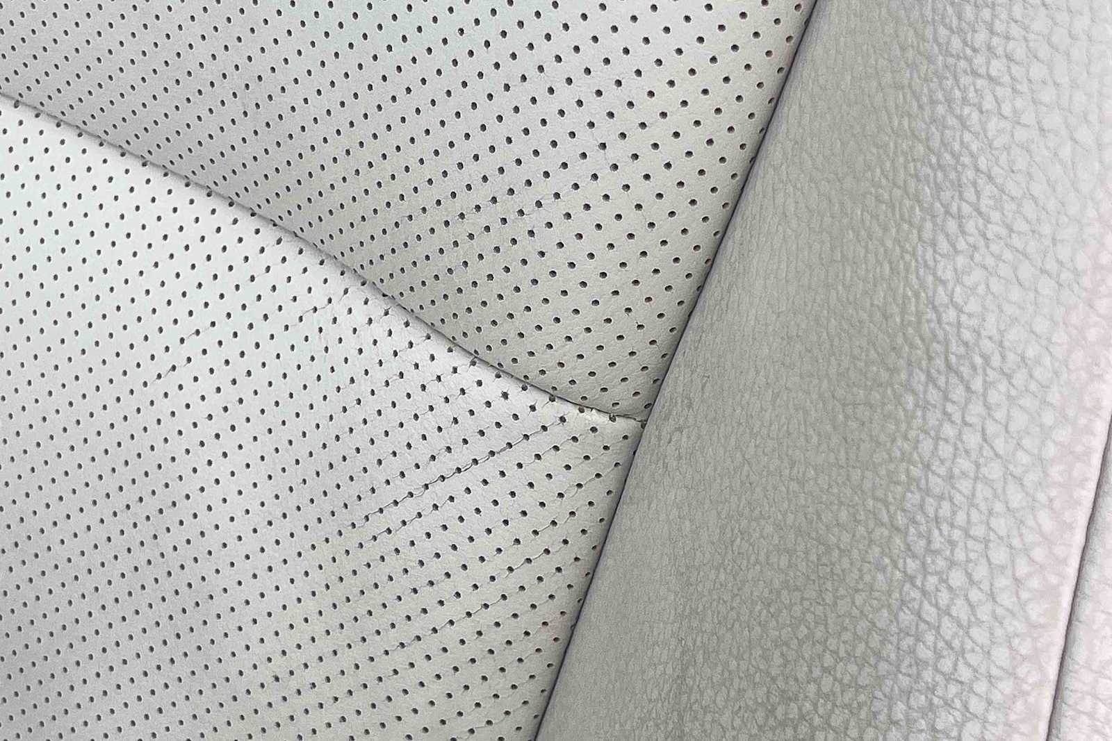 Thumbnail: 2018 Lexus GX - 25