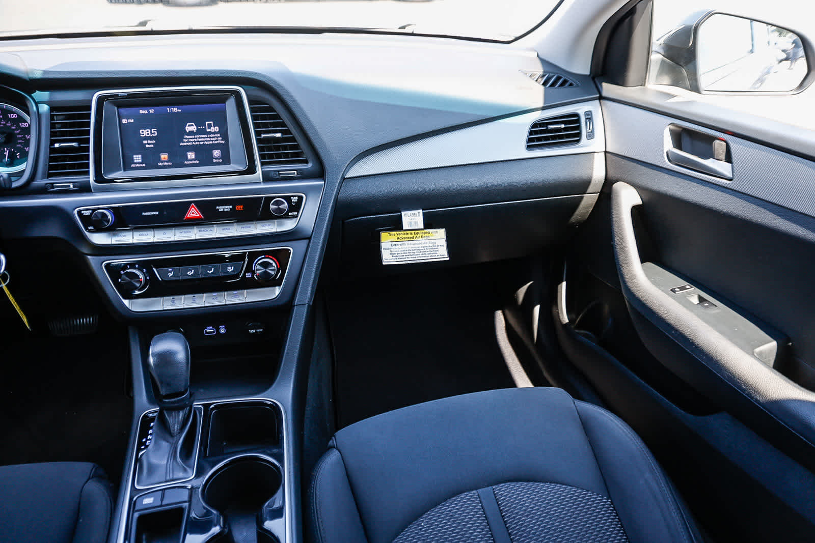 Thumbnail: 2019 Hyundai Sonata - 16