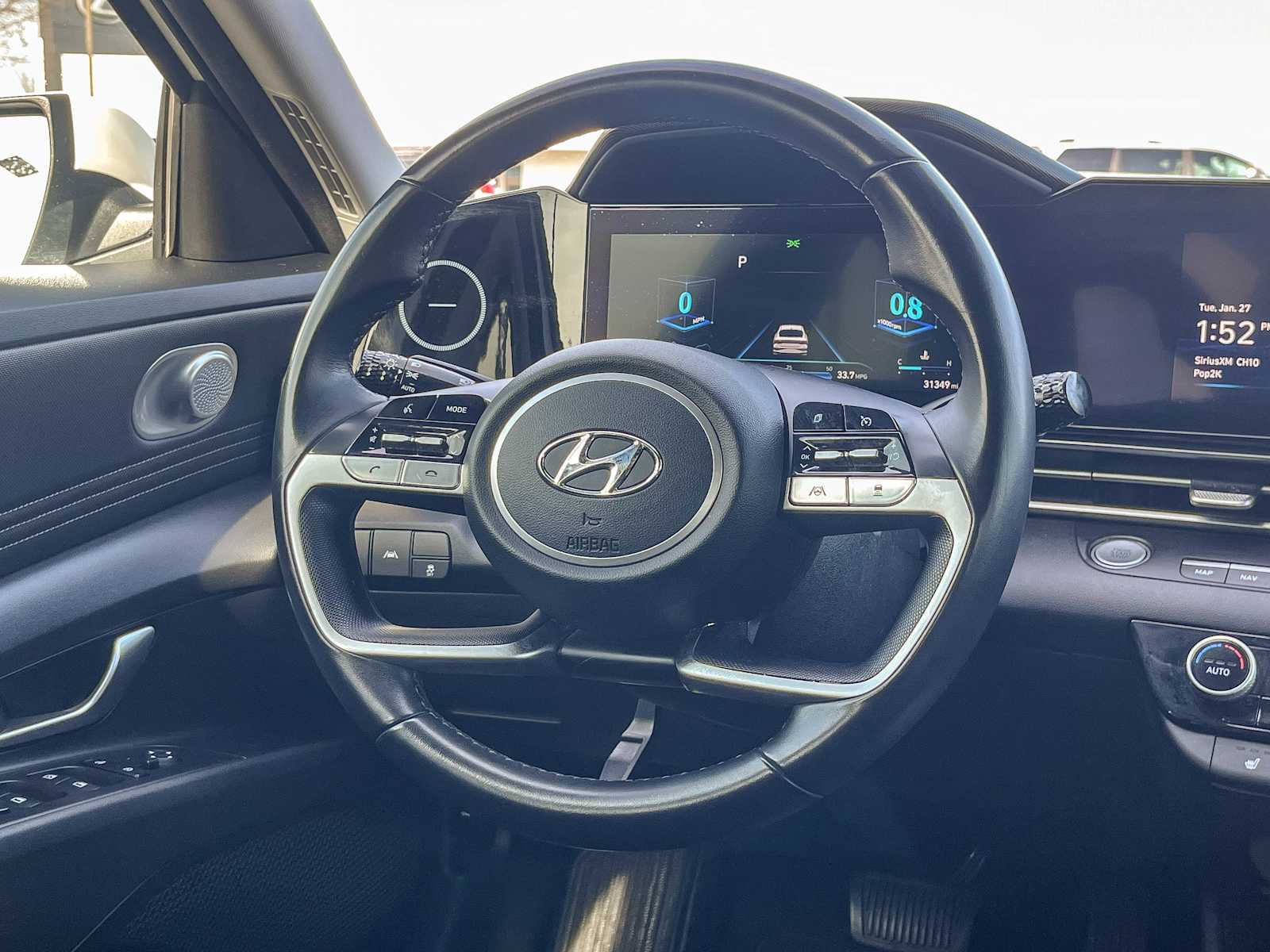 Thumbnail: 2023 Hyundai Elantra - 14