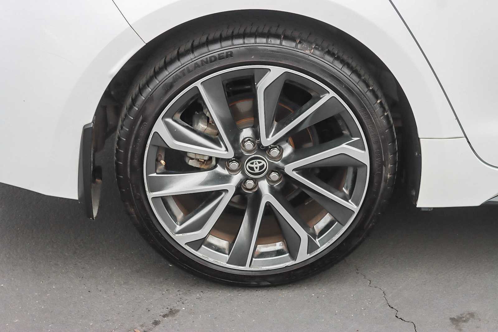 Thumbnail: 2022 Toyota Corolla - 10