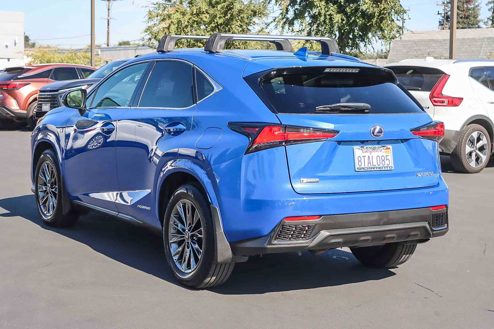 2021 Lexus NX 300h F SPORT photo 2