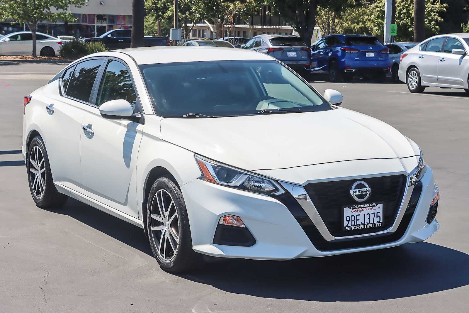 Thumbnail: 2019 Nissan Altima - 5