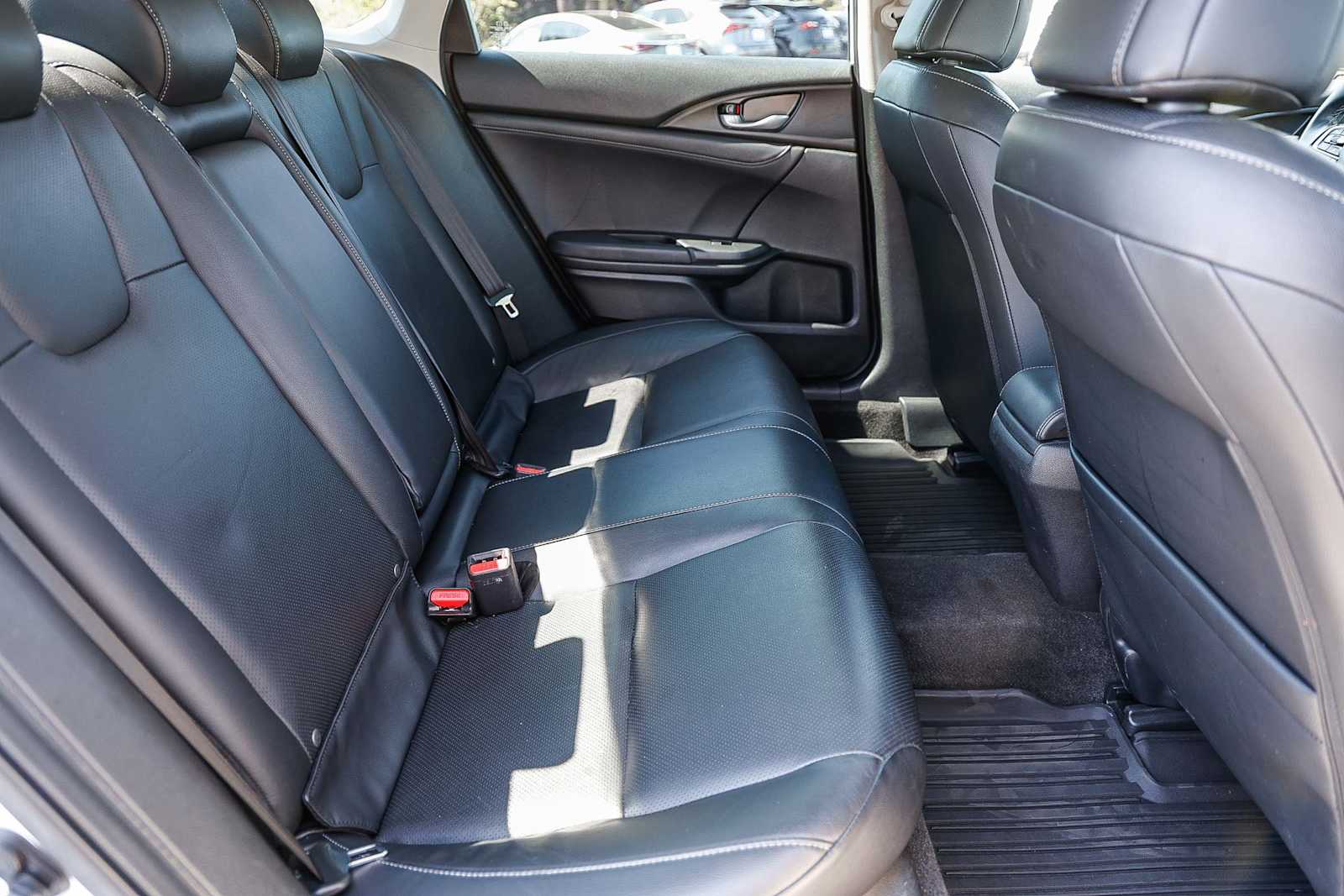 Thumbnail: 2020 Honda Insight - 28