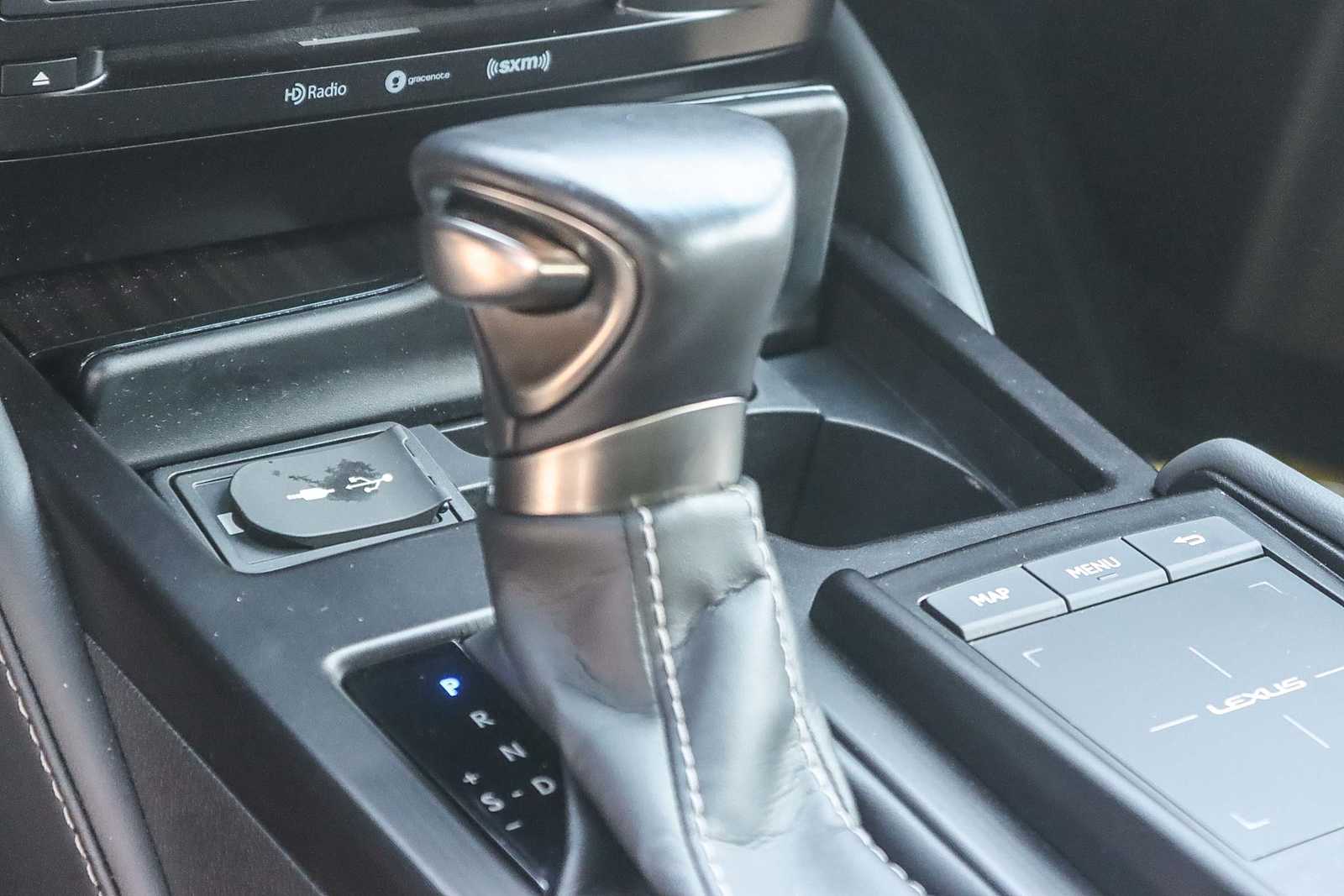 Thumbnail: 2019 Lexus ES - 19