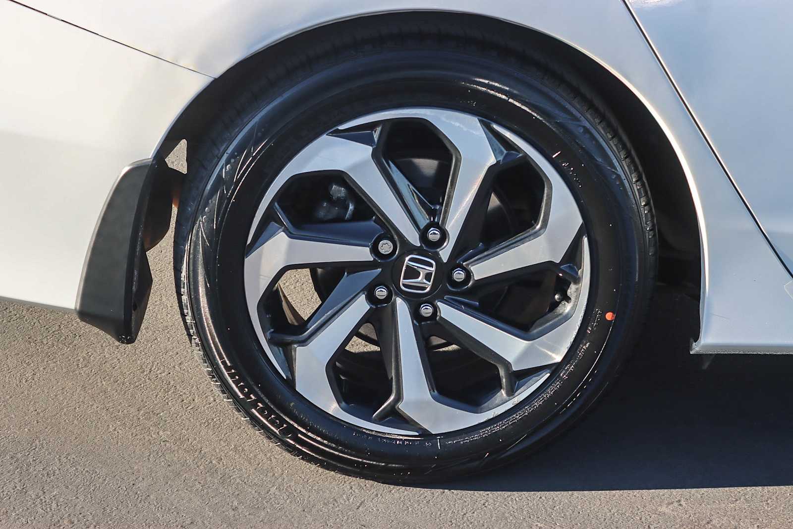 Thumbnail: 2017 Honda Accord - 10