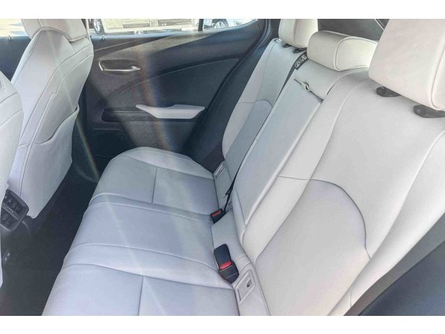 Thumbnail: 2025 Lexus UX - 19