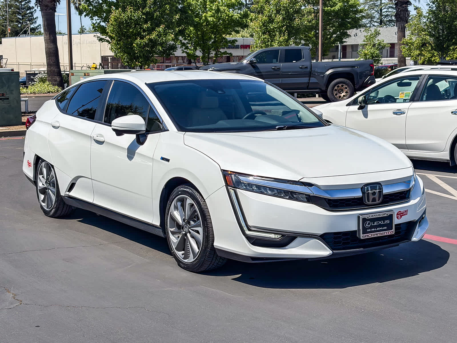 2018 Honda Clarity Plug-In Hybrid Touring photo 4