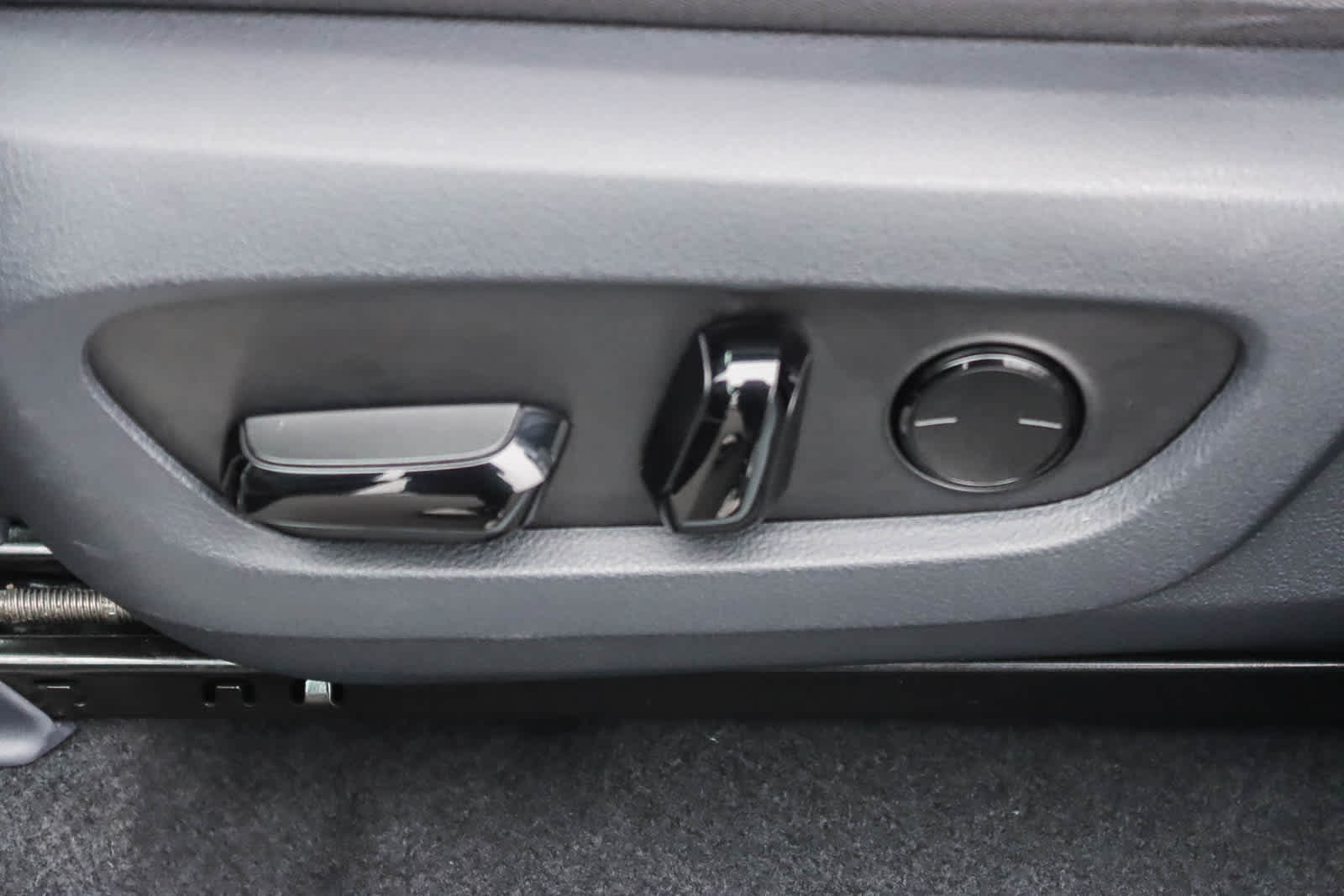 Thumbnail: 2025 Lexus RX - 20