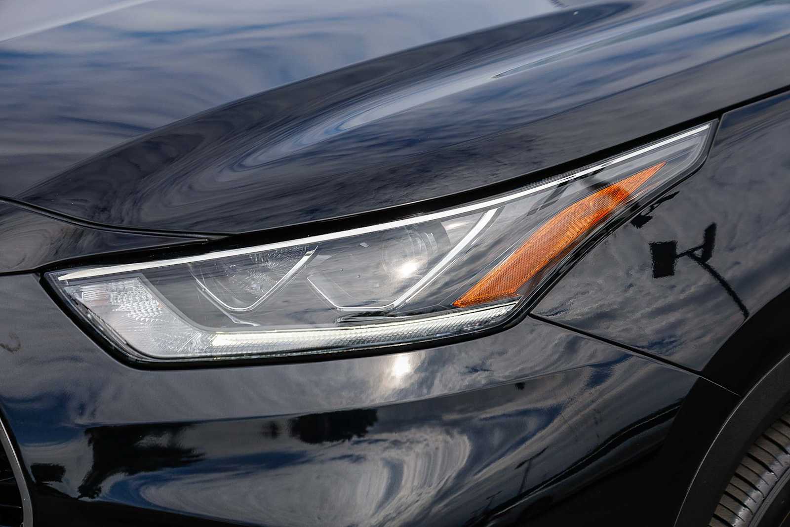 Thumbnail: 2021 Toyota Highlander - 7