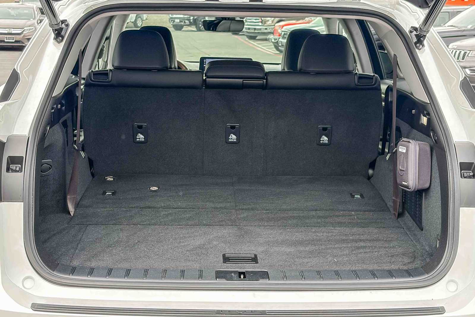 Thumbnail: 2022 Lexus RX - 26