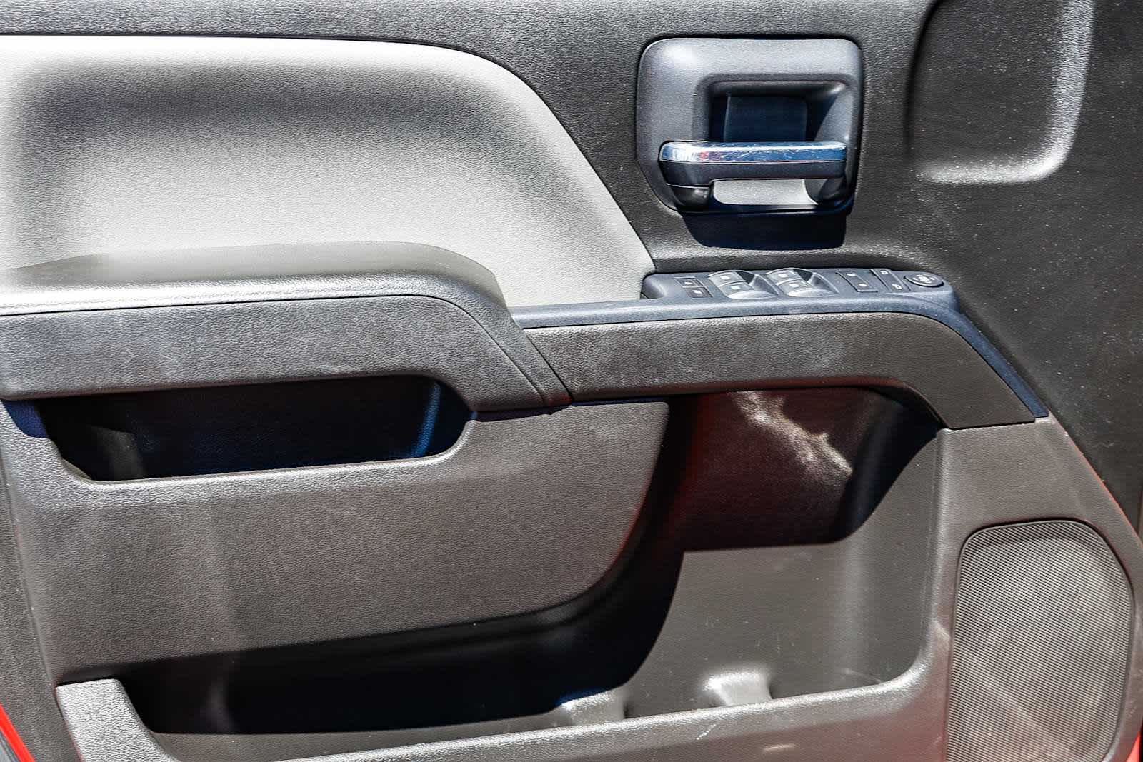 Thumbnail: 2018 Chevrolet Silverado 1500 - 51