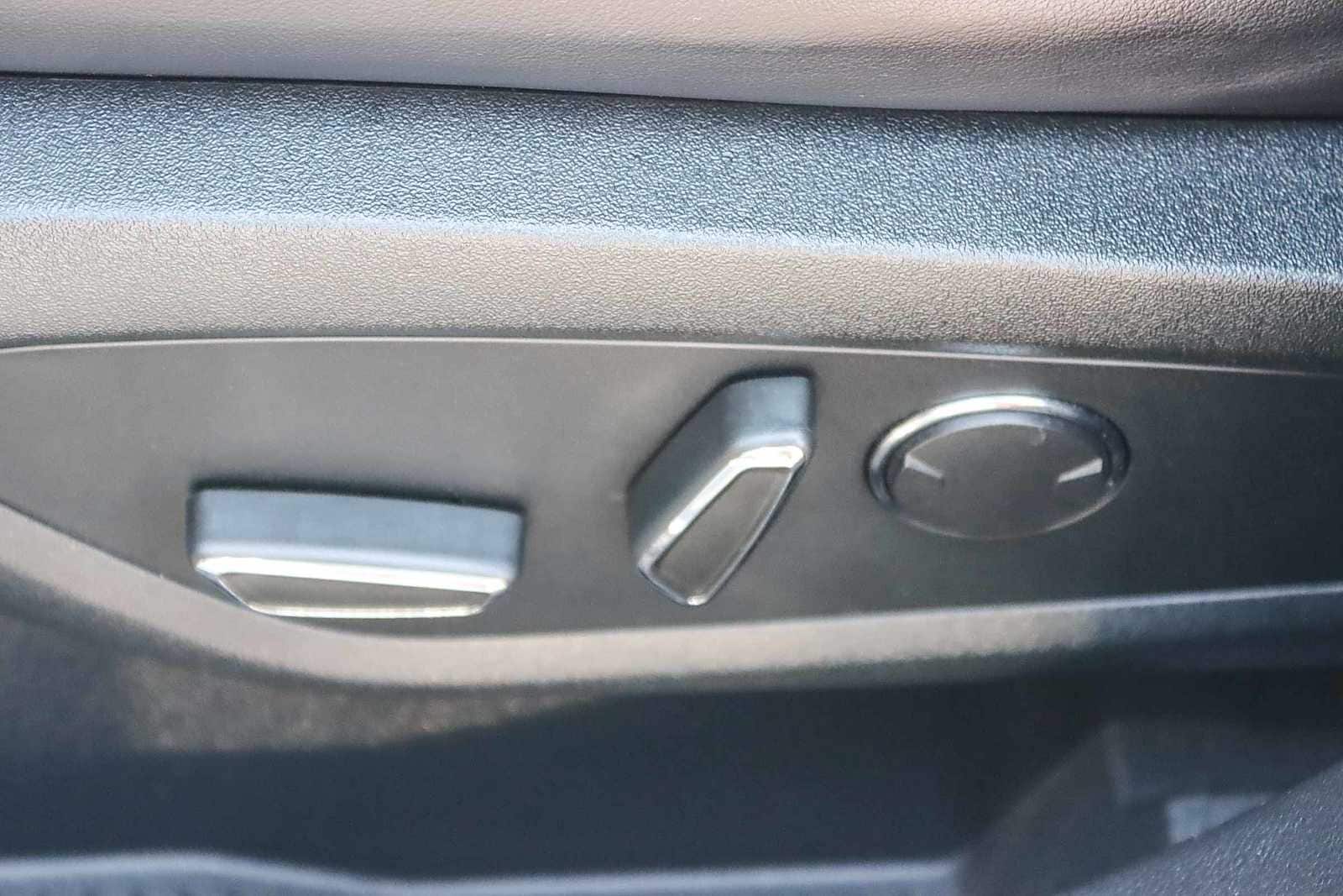 Thumbnail: 2017 Lincoln MKX - 20