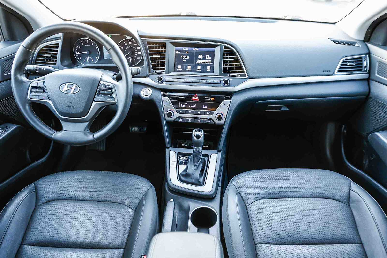 Thumbnail: 2017 Hyundai Elantra - 11