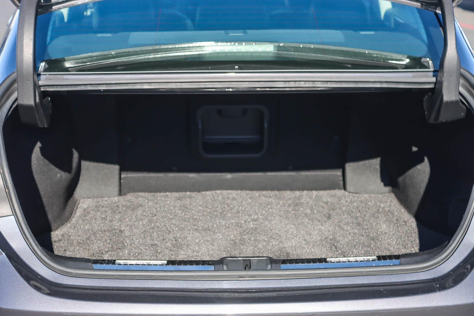 Thumbnail: 2022 Lexus ES - 25