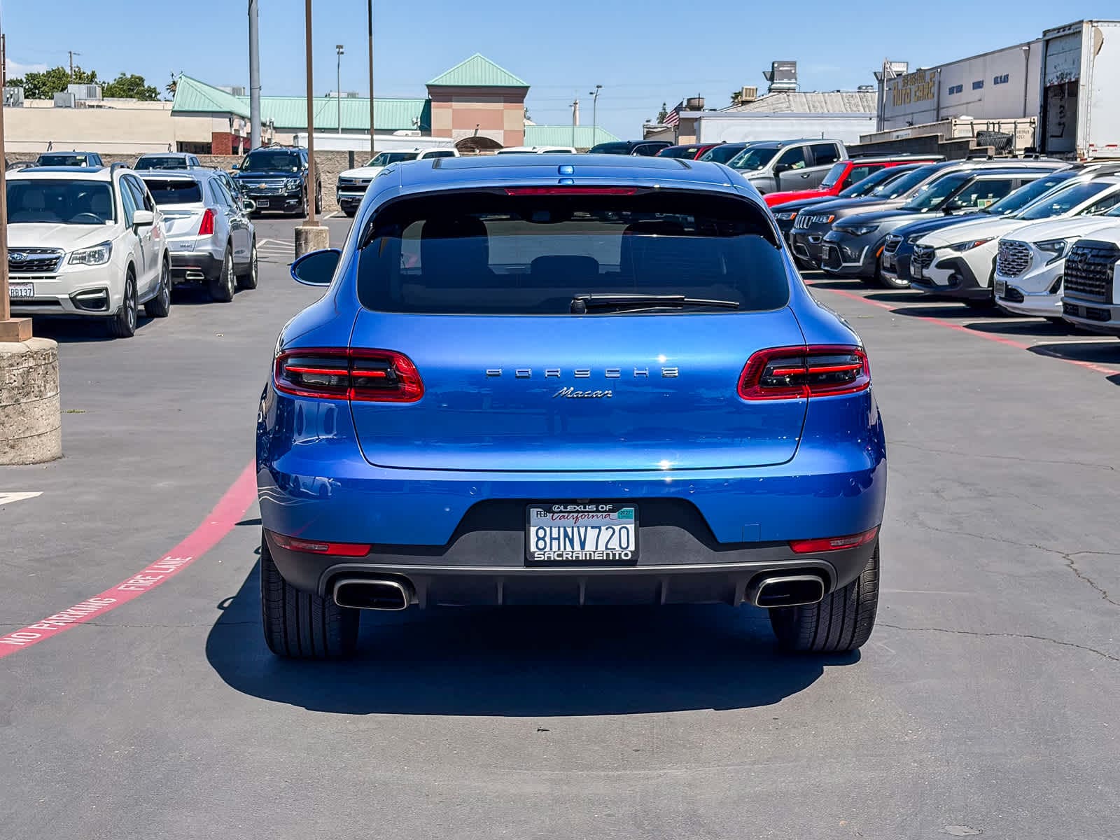 Thumbnail: 2018 Porsche Macan - 3