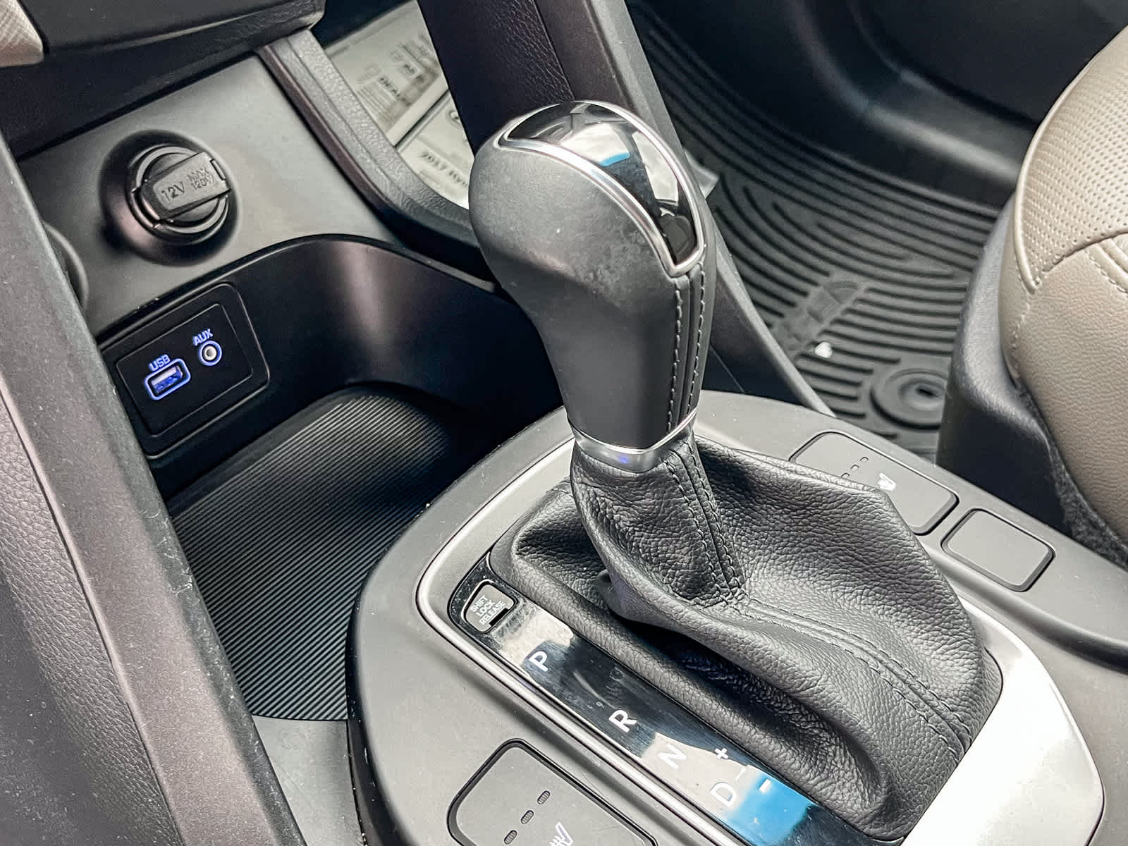 Thumbnail: 2017 Hyundai Santa Fe - 18