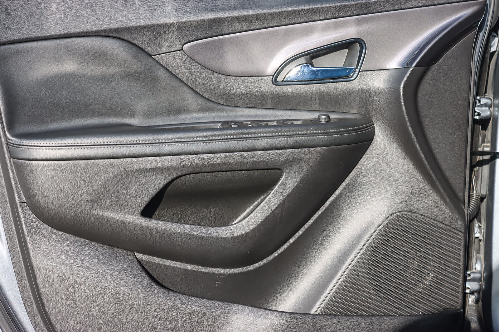 Thumbnail: 2019 Buick Encore - 20