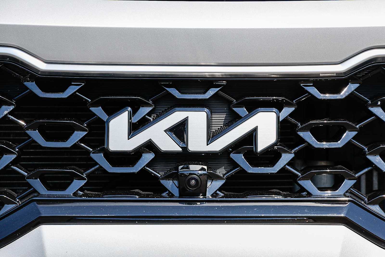 Thumbnail: 2023 Kia Sorento - 9