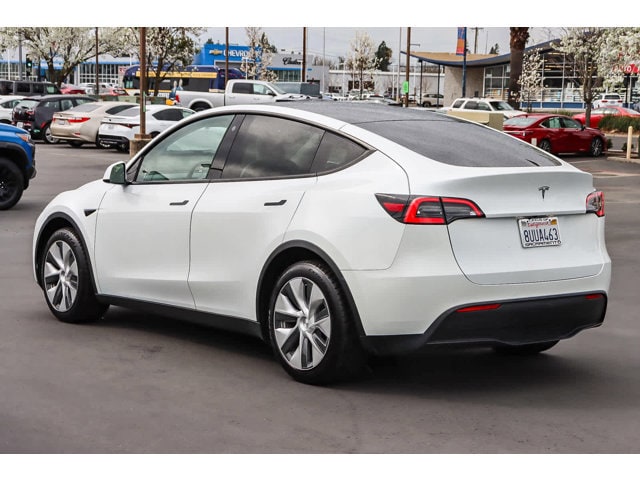 2021 Tesla Model Y Standard Range 2