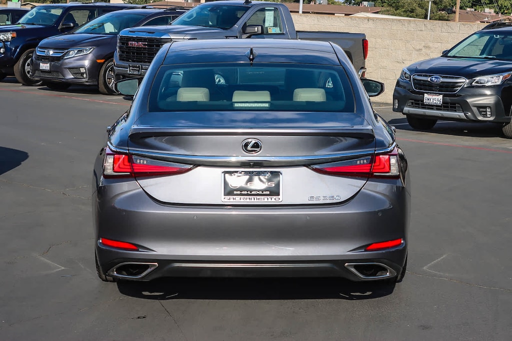Used 2021 Lexus ES 350  Sedan