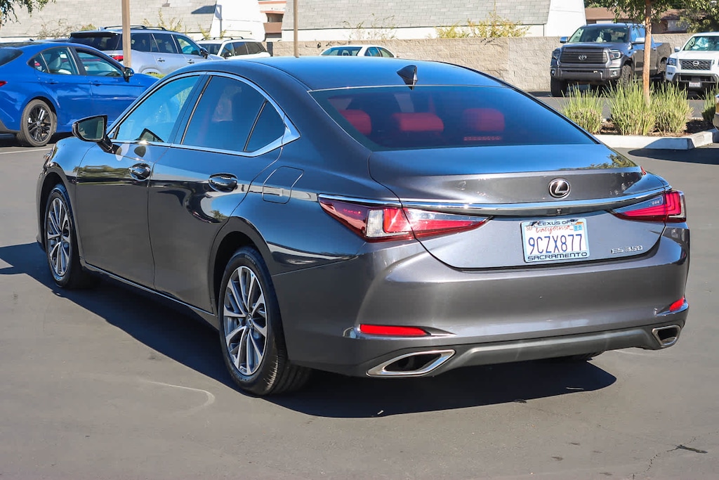 Certified 2022 Lexus ES 350  Sedan