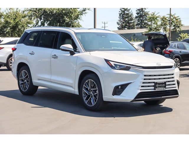 Thumbnail: 2026 Lexus TX - 5