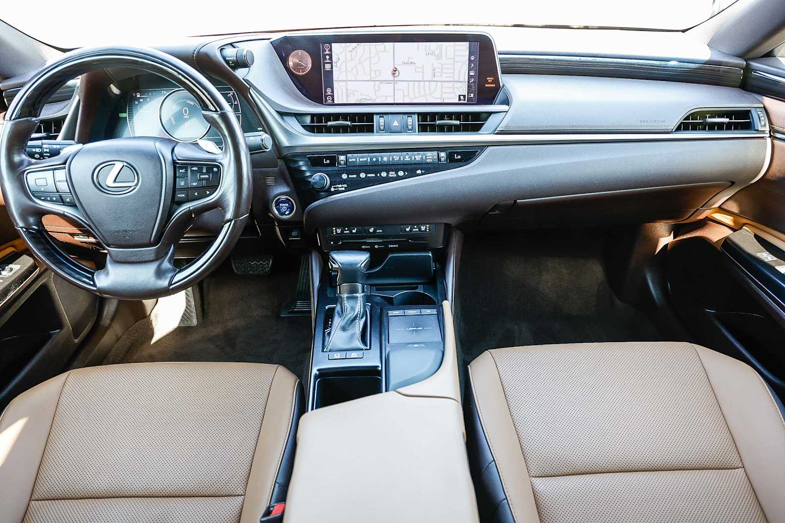 Thumbnail: 2019 Lexus ES - 13