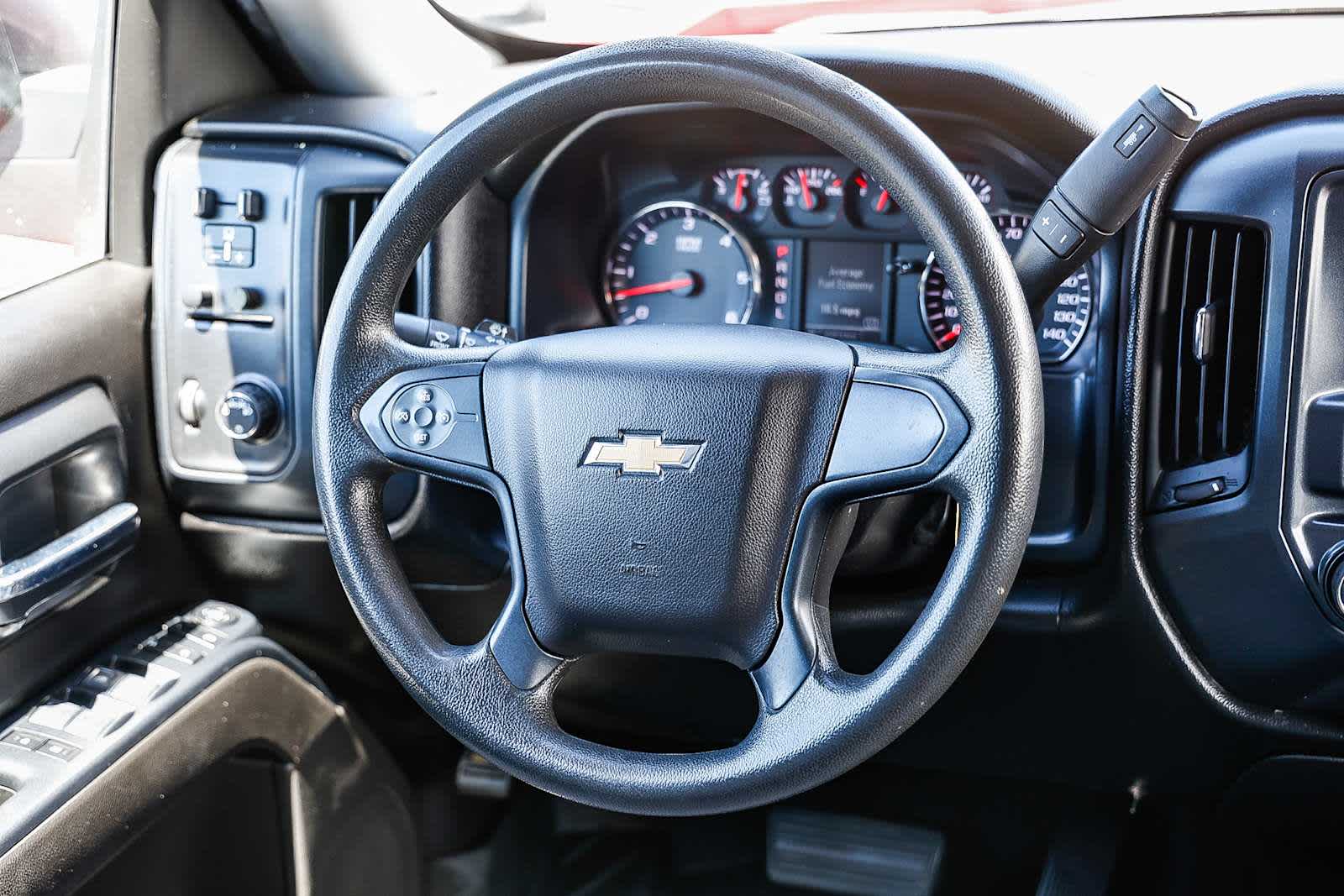 Thumbnail: 2018 Chevrolet Silverado 1500 - 39