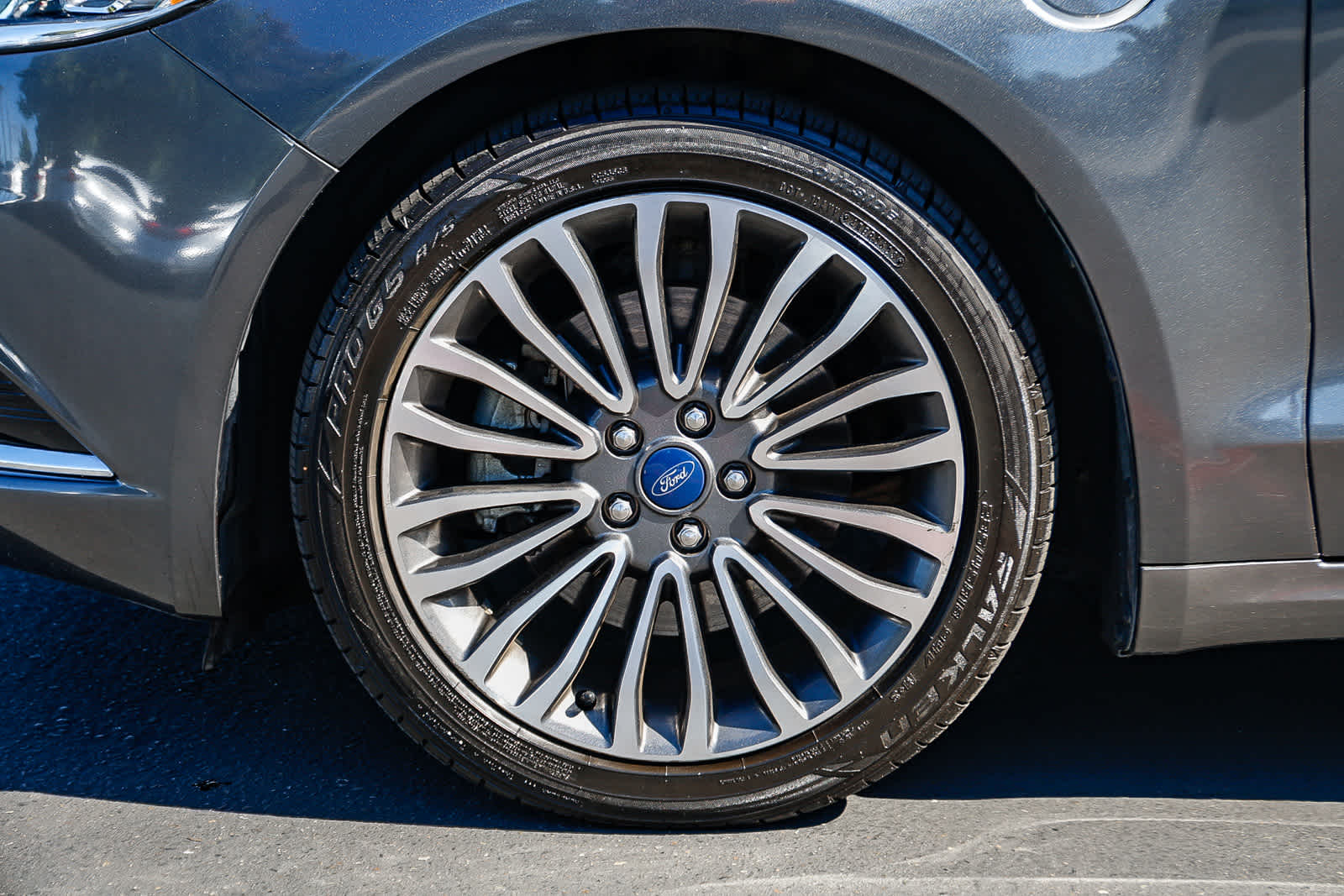 Thumbnail: 2017 Ford Fusion - 8