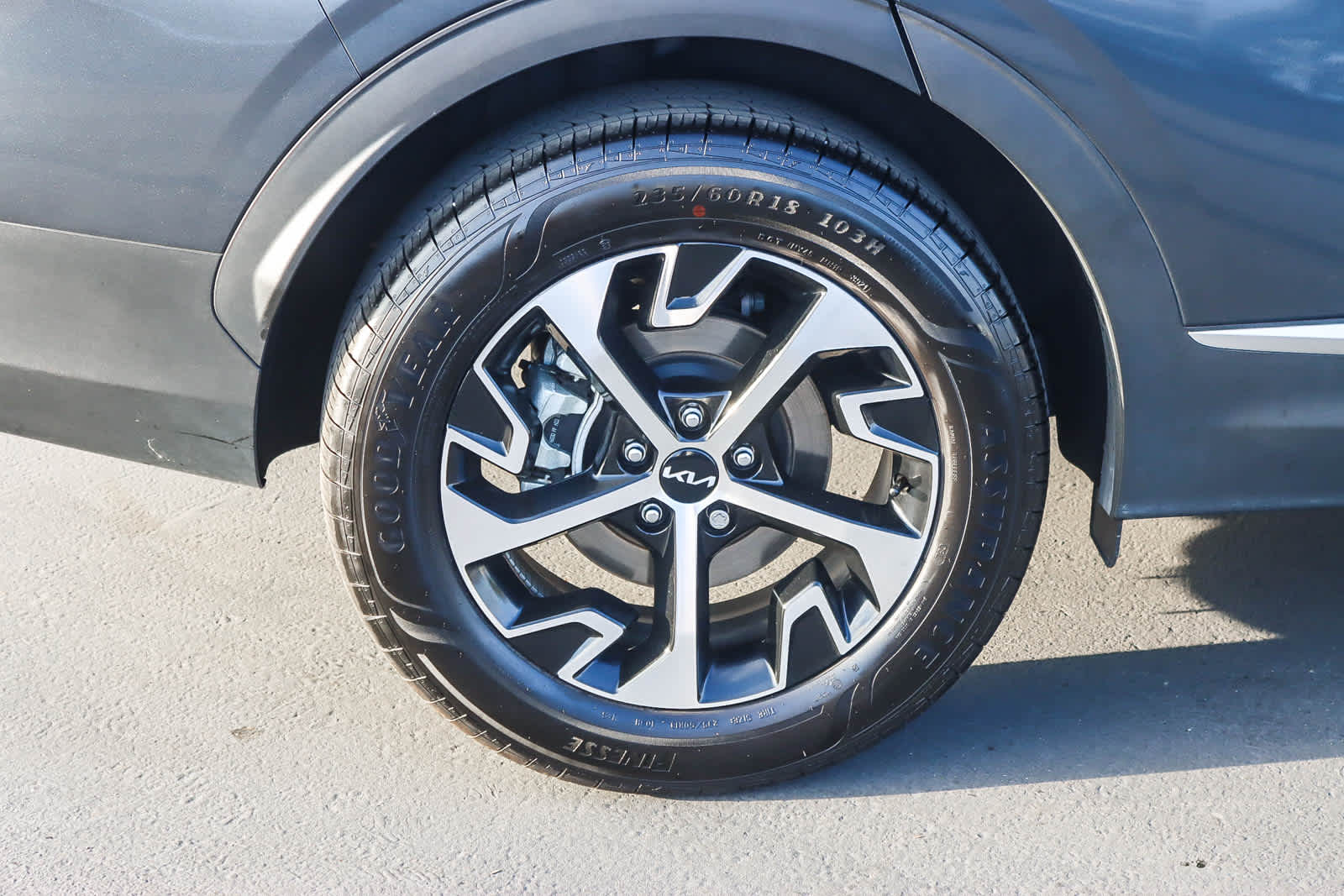 Thumbnail: 2023 Kia Sportage - 10