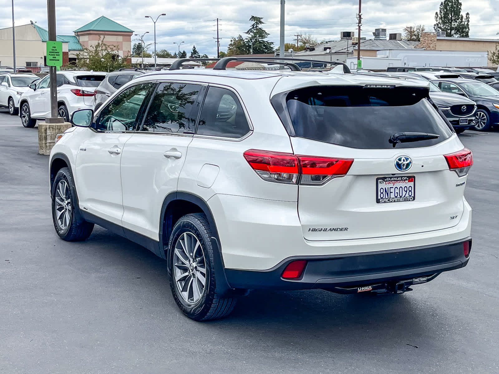 Thumbnail: 2019 Toyota Highlander - 2