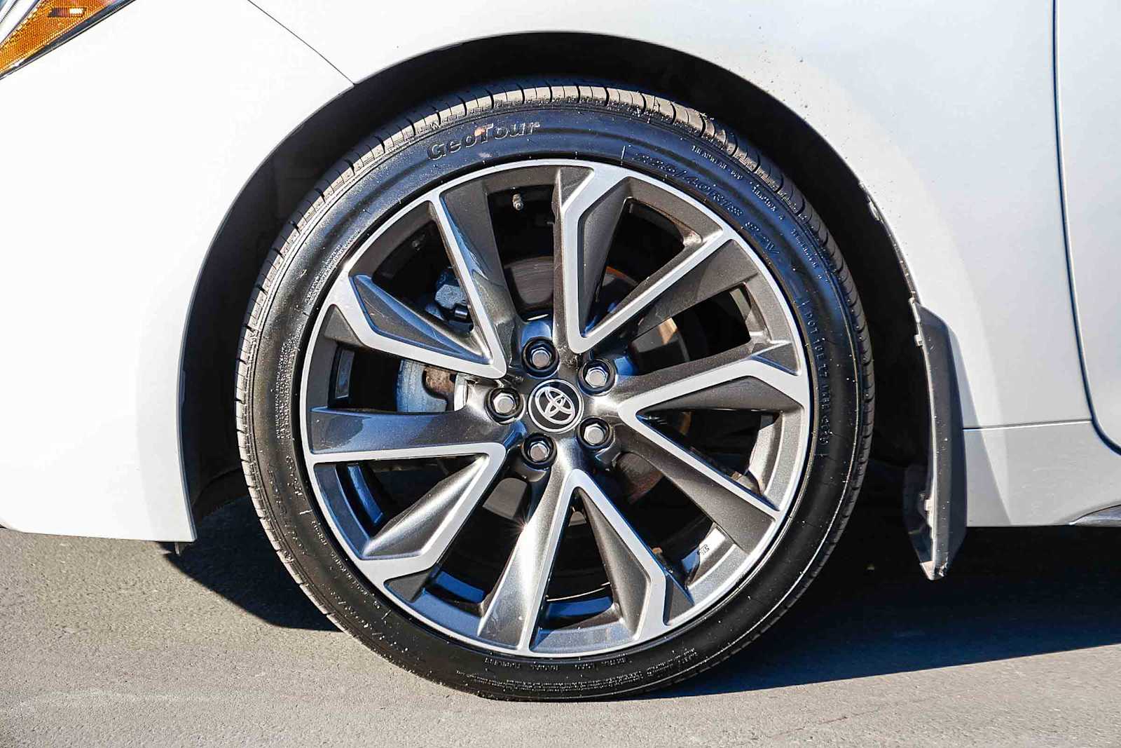 Thumbnail: 2020 Toyota Corolla - 9