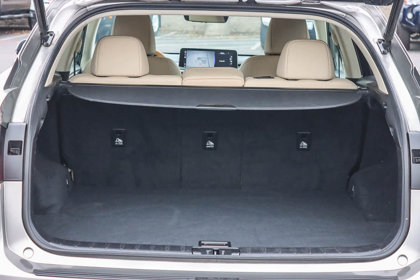 Thumbnail: 2021 Lexus RX - 26