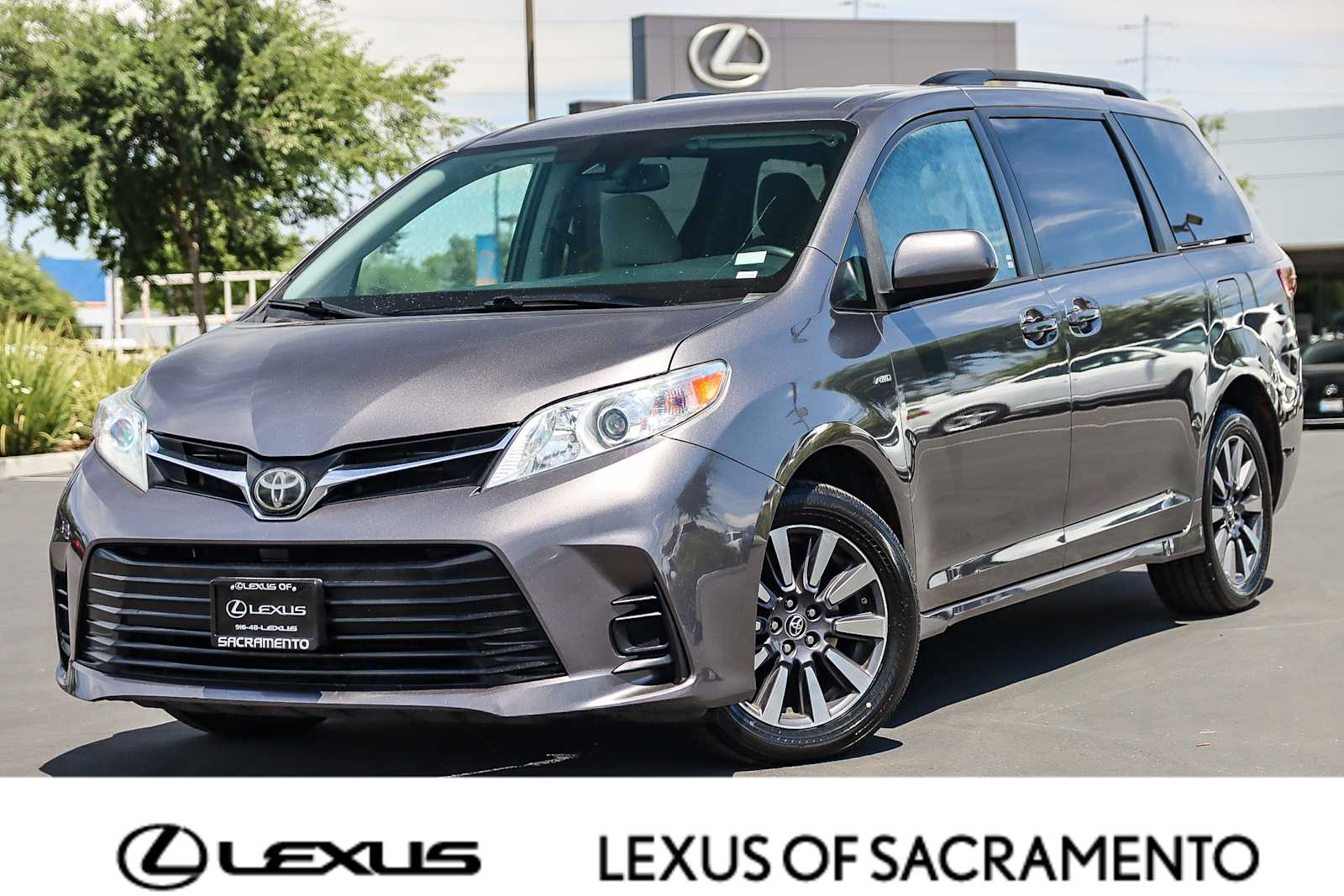 Thumbnail: 2020 Toyota Sienna - 1