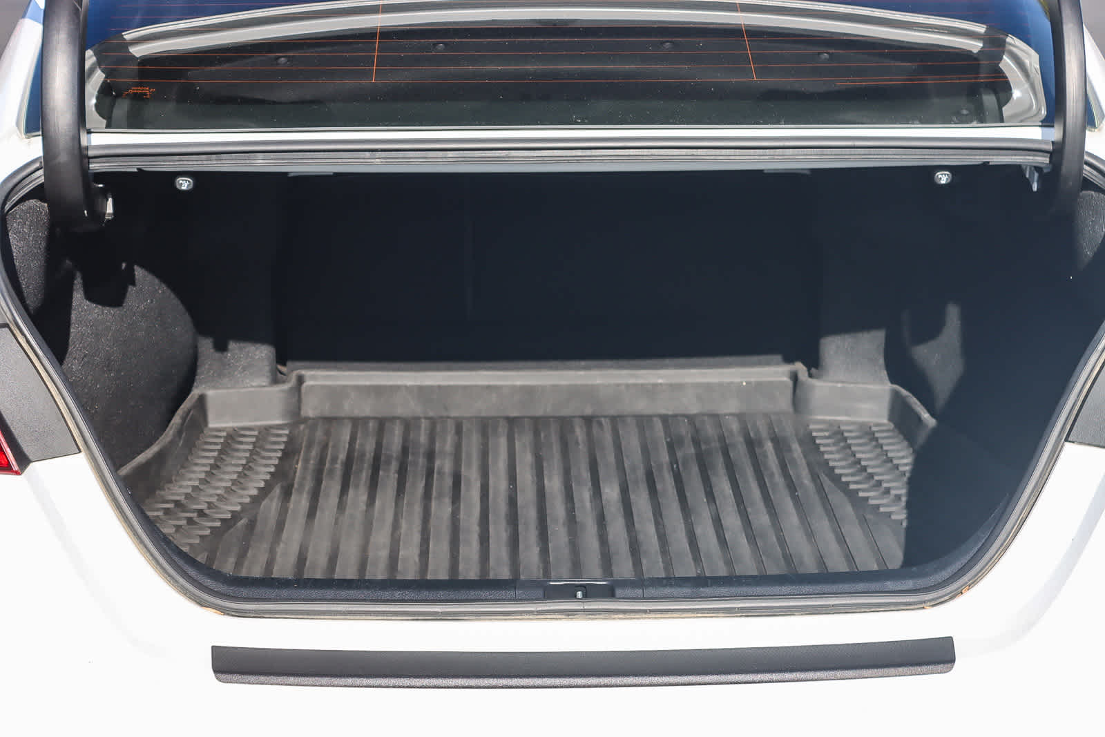 Thumbnail: 2020 Toyota Camry - 22