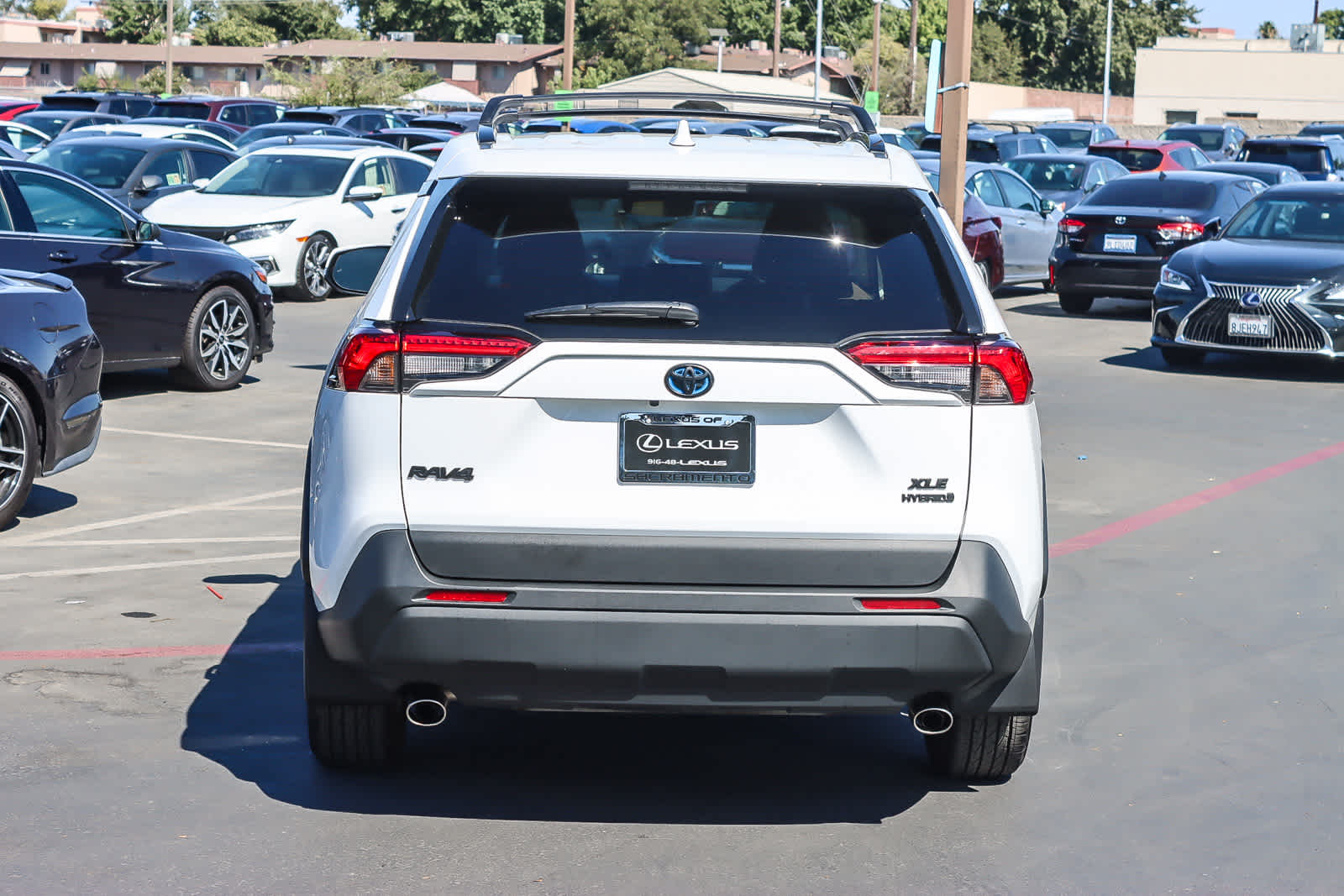Thumbnail: 2022 Toyota RAV4 - 3
