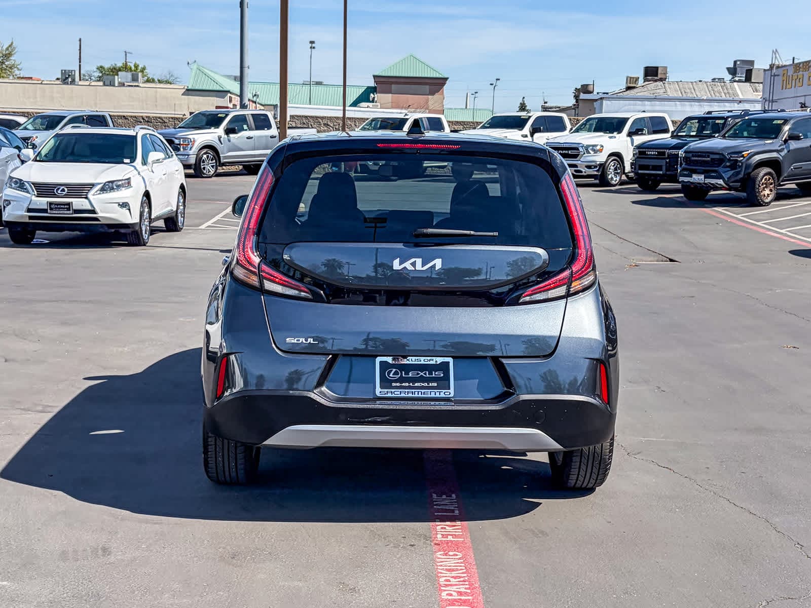 2024 Kia Soul LX photo 2