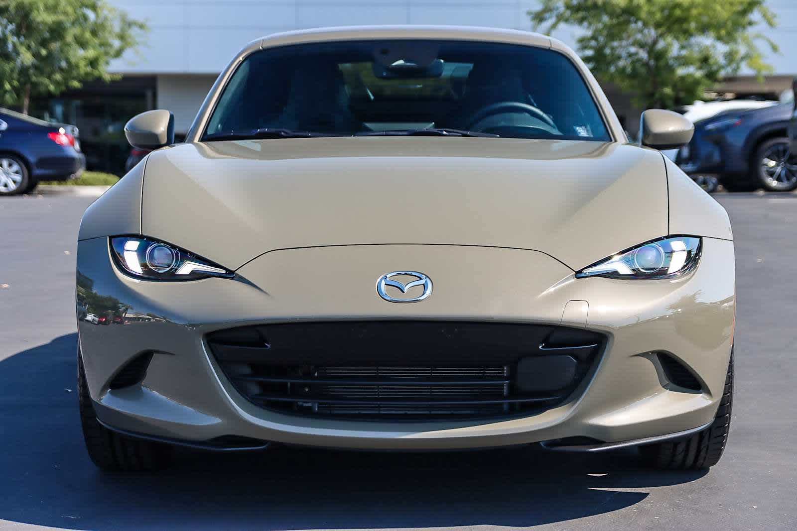 Thumbnail: 2024 Mazda MX-5 Miata - 9