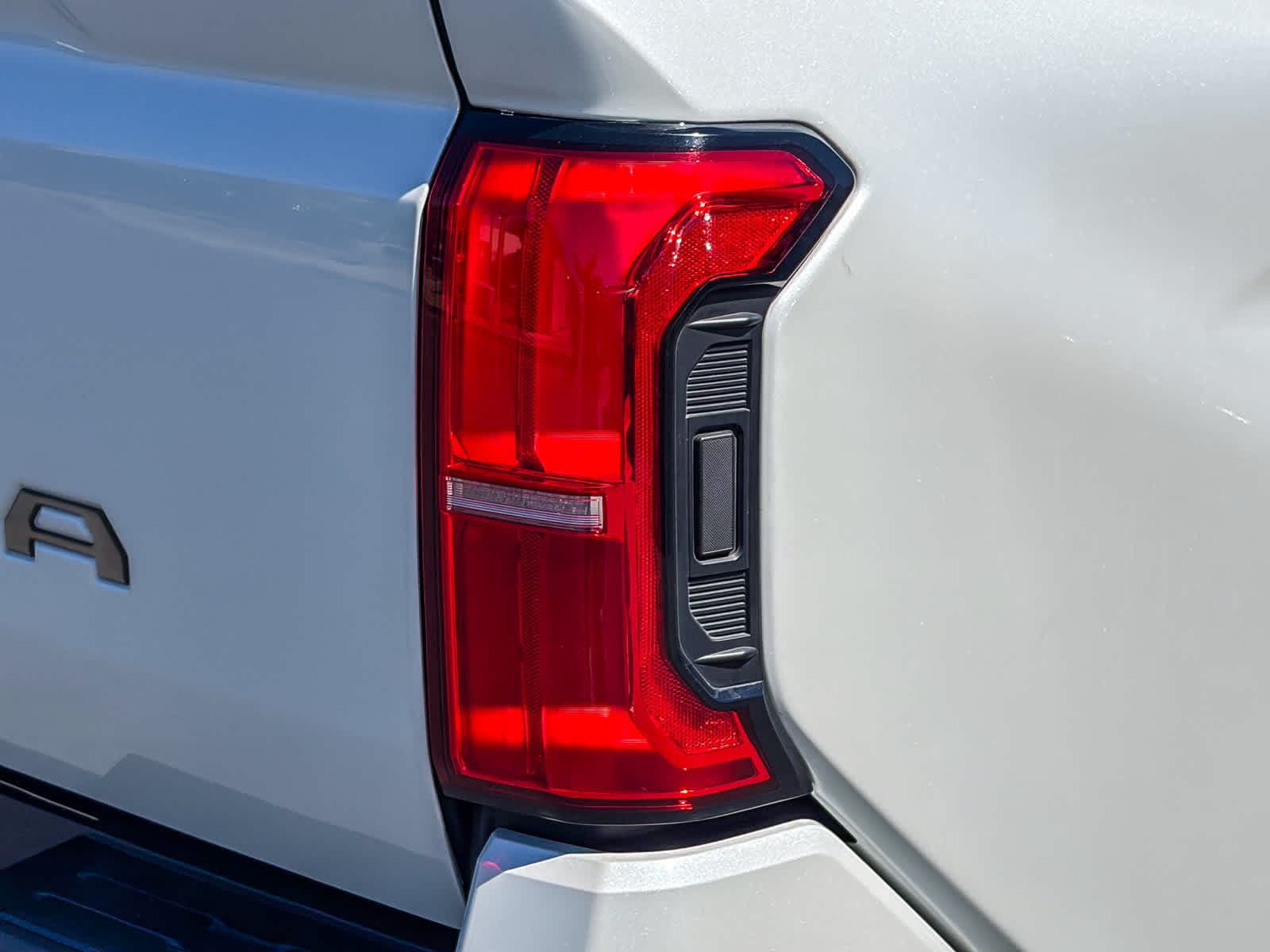 2024 Toyota Tacoma Limited photo 3