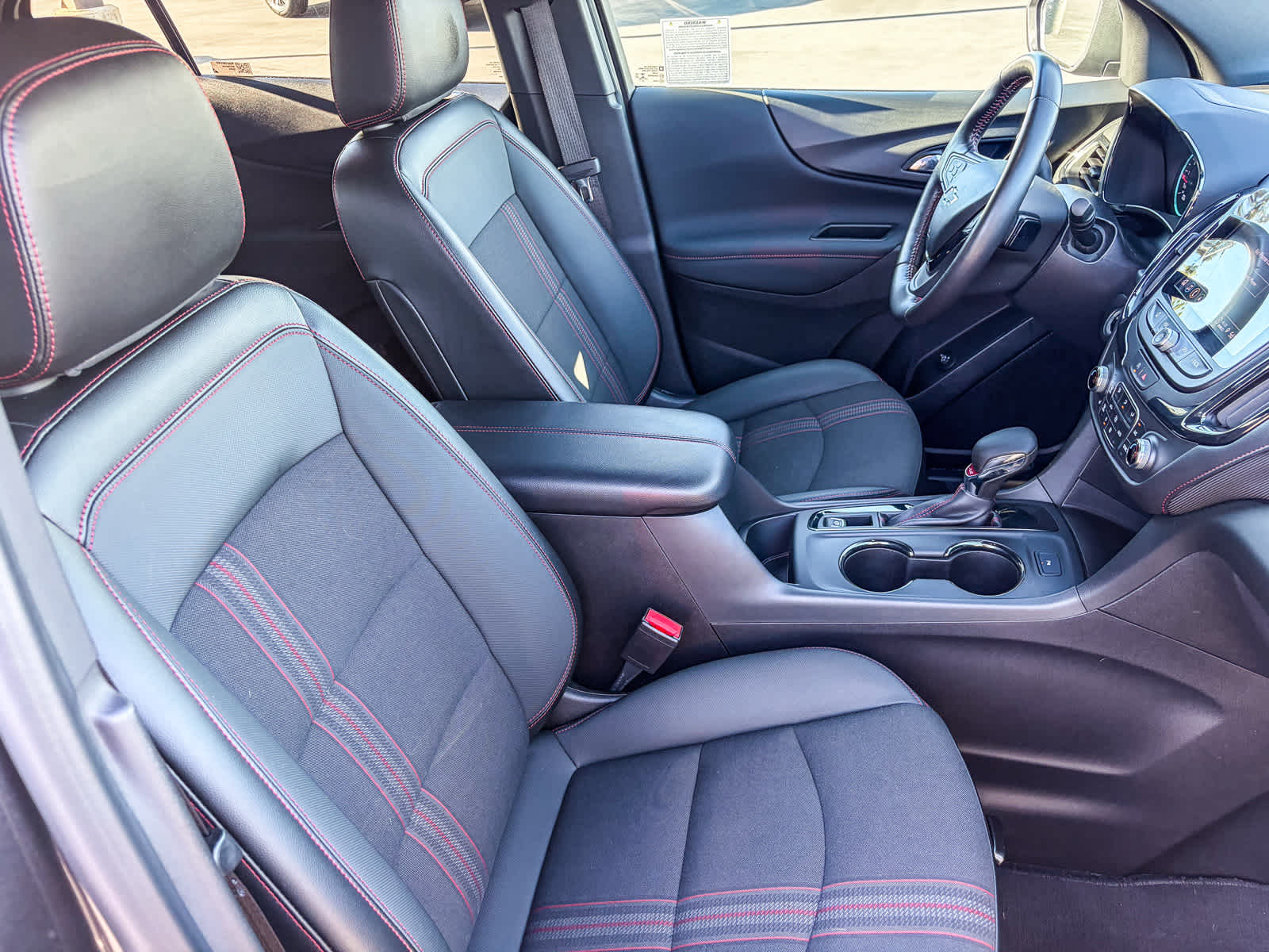 Thumbnail: 2022 Chevrolet Equinox - 15