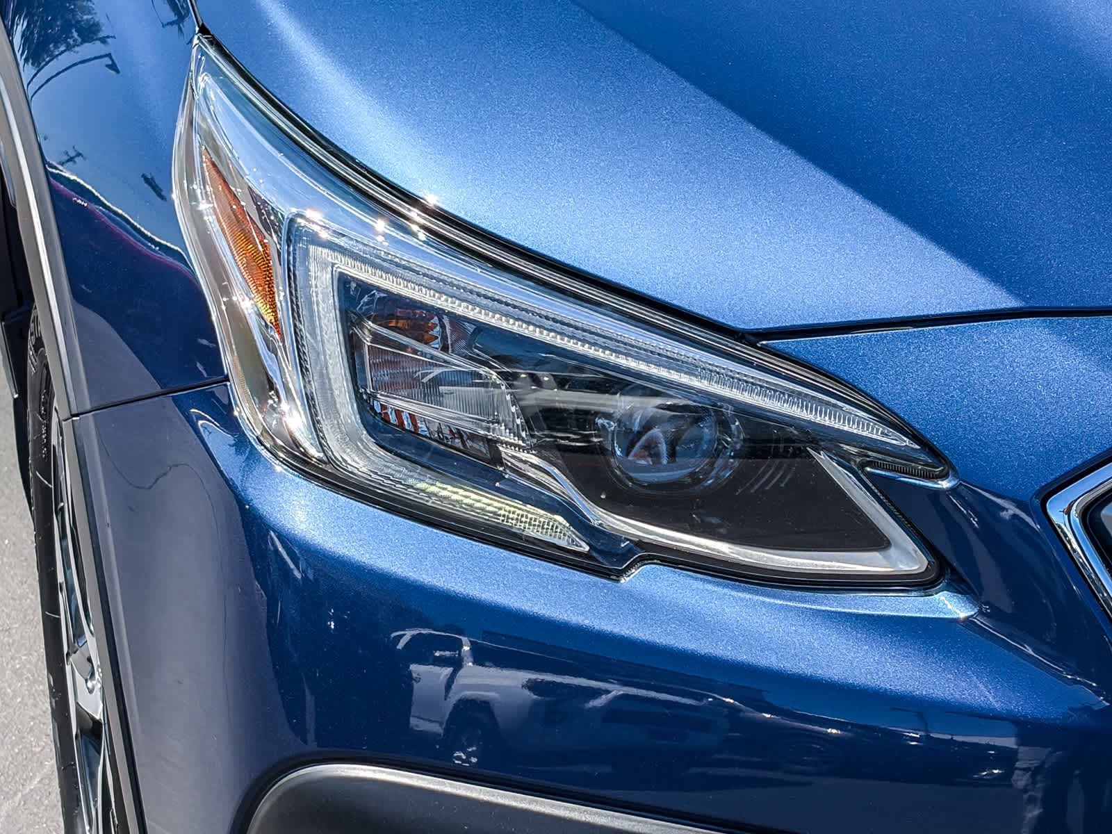 2020 Subaru Outback Touring photo 6