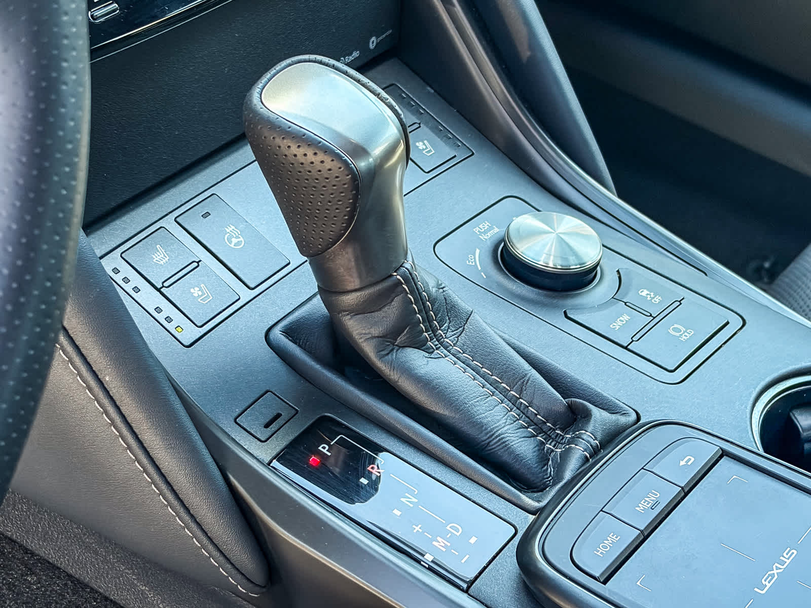 Thumbnail: 2025 Lexus ES - 18