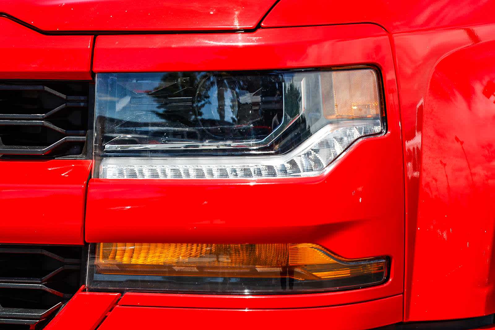 Thumbnail: 2018 Chevrolet Silverado 1500 - 18