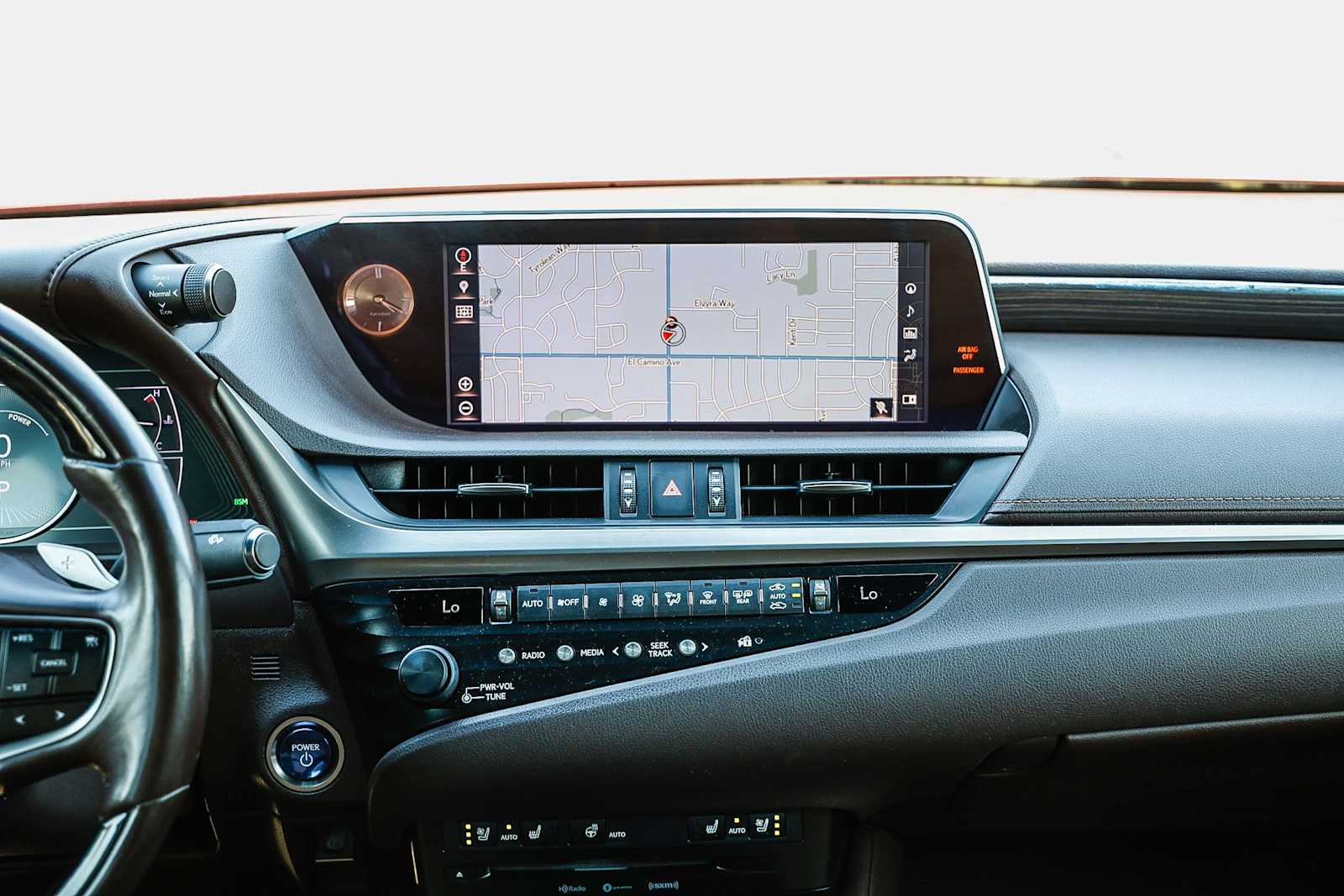 Thumbnail: 2019 Lexus ES - 14